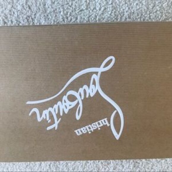 Christian Louboutin - Picture 2 of 7